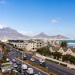Burmeister 401 - 2 Bedroom Apartment Across From Ocean - Onsite Parking